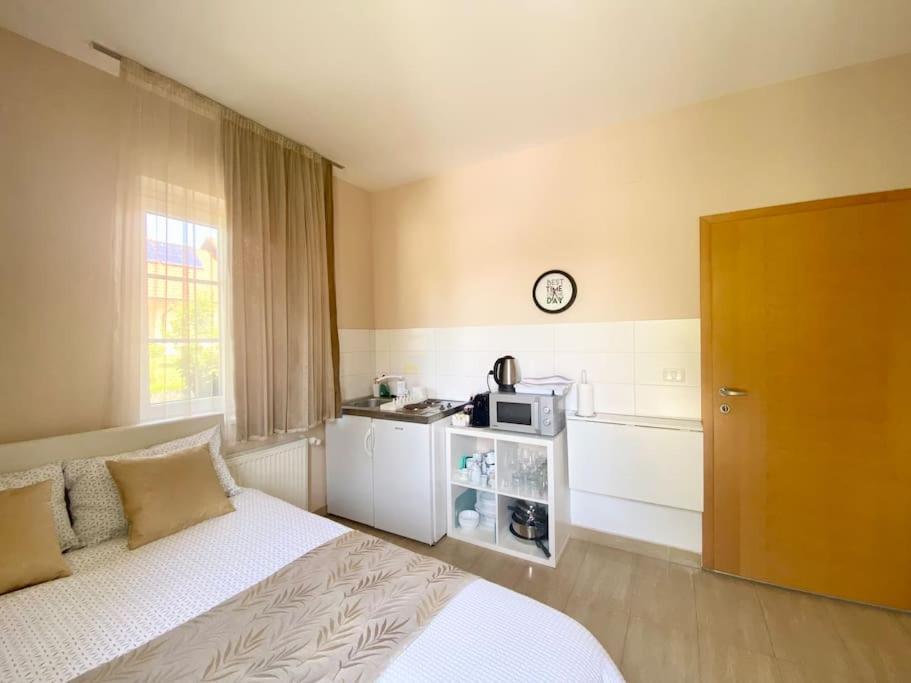 Linden Garden Apartment Postojna Eksteriør billede