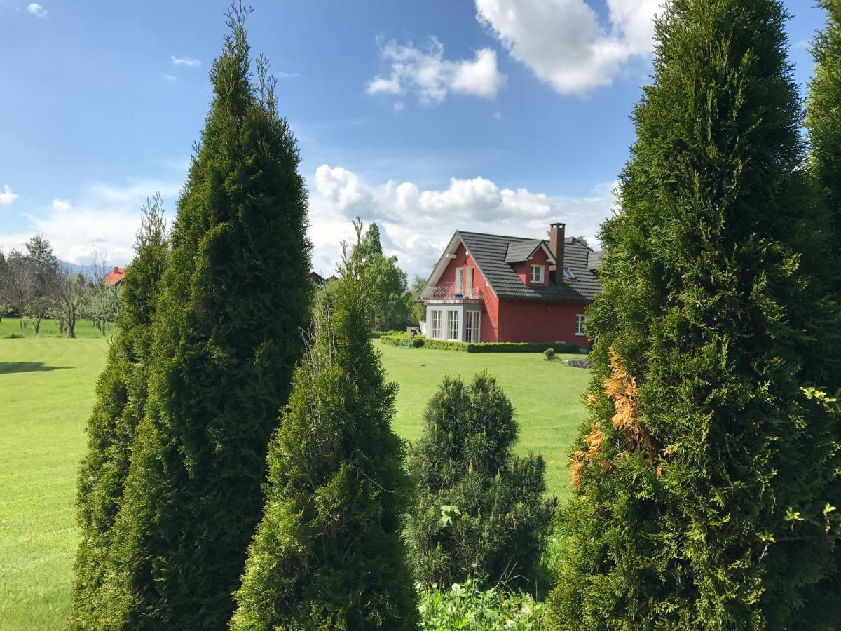 Linden Garden Apartment Postojna Eksteriør billede