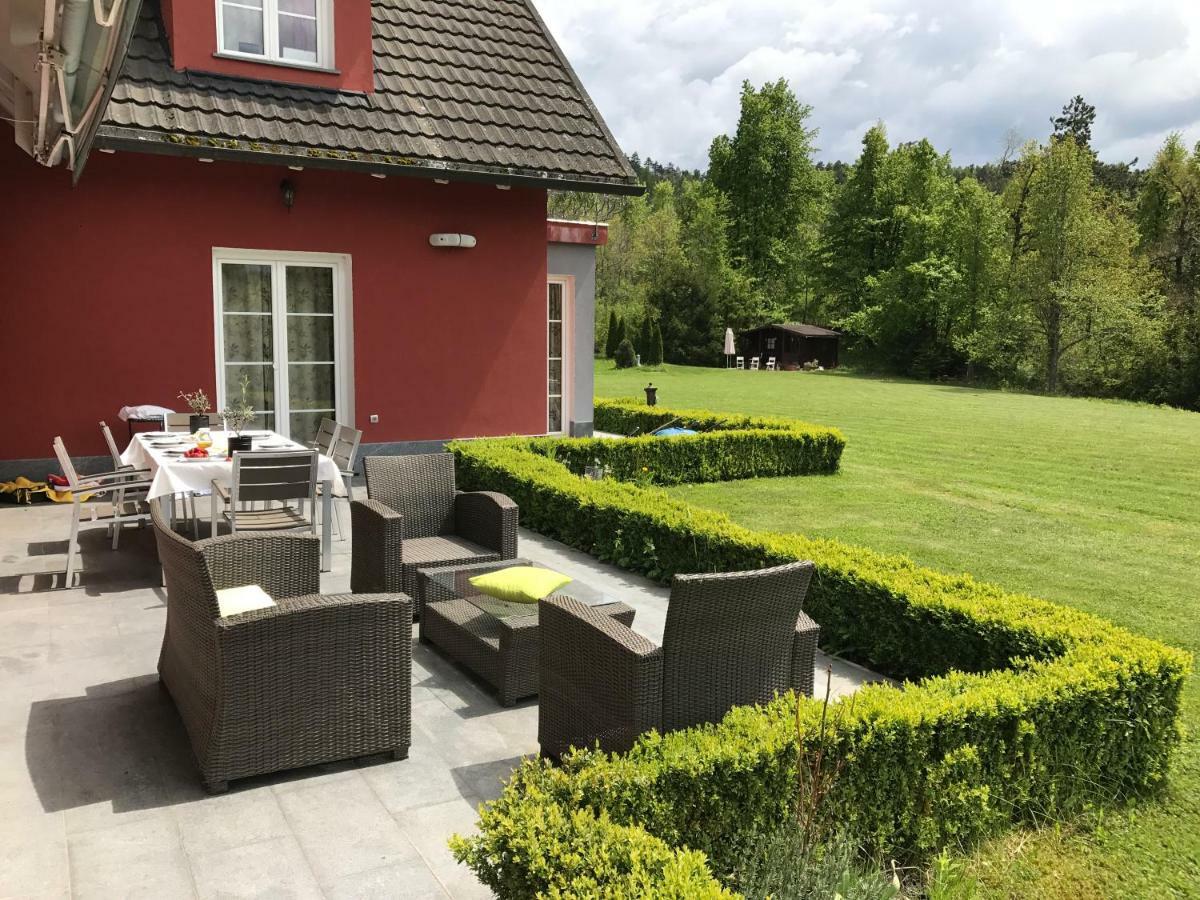 Linden Garden Apartment Postojna Eksteriør billede