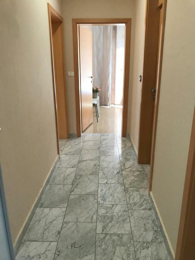Linden Garden Apartment Postojna Eksteriør billede